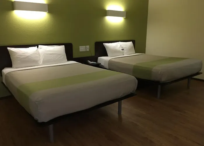 Hotel 6-troy, Il Troy