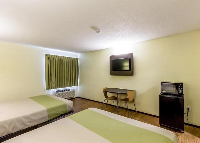 Hotel 6-troy, Il 4*