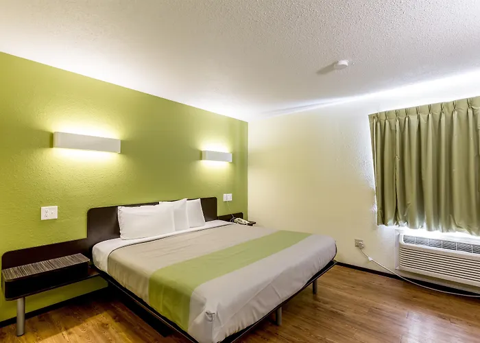 Hotel 6-troy, Il 4*