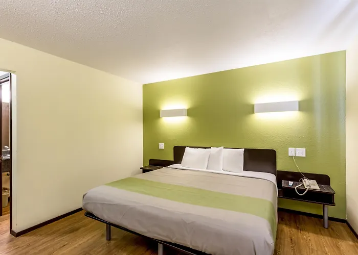 Hotel 6-troy, Il Troy