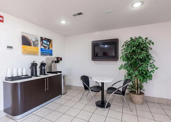 Hotel 6-troy, Il 4*
