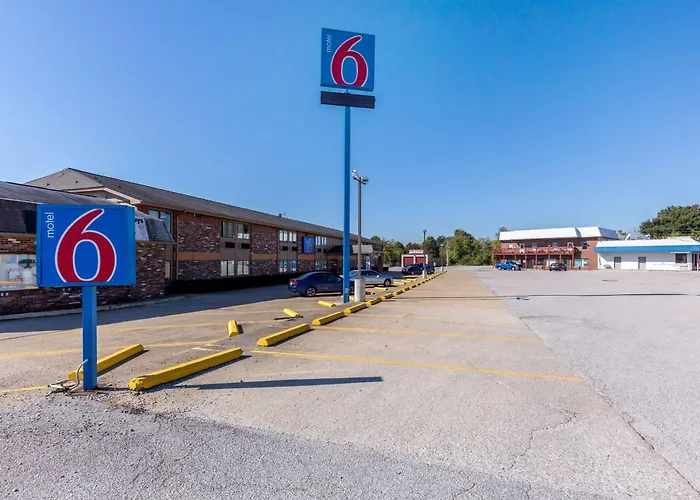 Hotel 6-troy, Il 4*